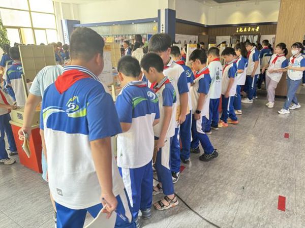 “流動(dòng)的科學(xué)課堂，別樣的成長體驗(yàn)”——永泰縣實(shí)驗(yàn)小學(xué)相約奇妙科學(xué)之旅