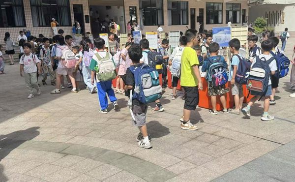 “智享長樂科普月，解鎖科學(xué)新答案”——長樂區(qū)洞江小學(xué)迎來奇妙科普之旅