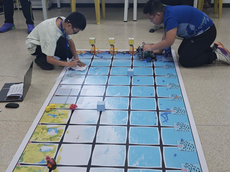 第二十屆福州市青少年機器人競賽圓滿落幕——線上線下雙軌聯(lián)動 近3500名青少年點燃科創(chuàng)熱情