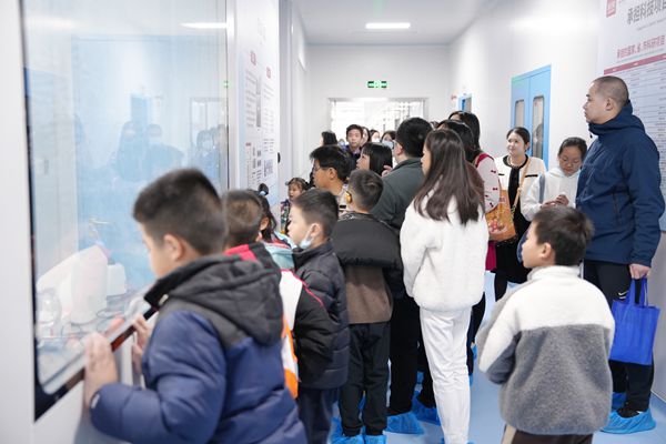 靈芝閩都研學(xué)行：探秘「仙草」背后的科學(xué)密碼