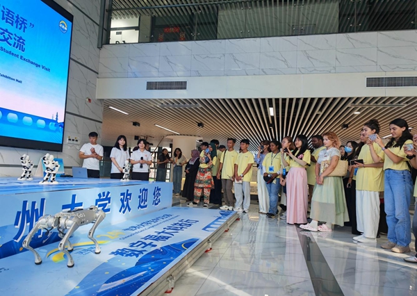 “探尋文化，鑄就科技”——福州科技館攜手福州大學(xué)助力“漢語橋”賽事