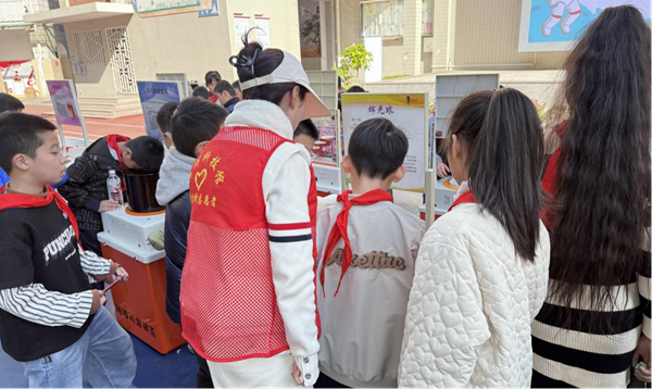 童心探科創(chuàng)，巧手筑未來——福州科技館助力長樂吳航中心小學第六屆科技節(jié)